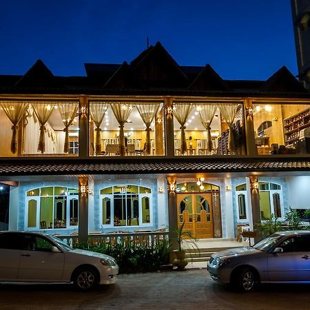 Hotel Gabana Пхаан Экстерьер фото